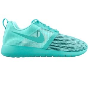 Nike Roshe one flight weight